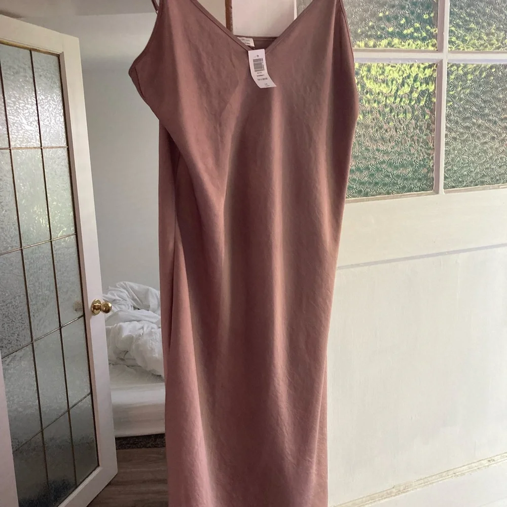 Wilfred Dusty Mauve Sonnet dress from Aritzia - Picture 4 of 4